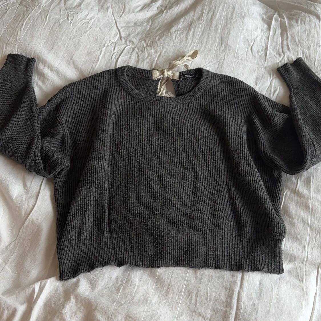 Mörkgrå stickad tröja från Zara - 91