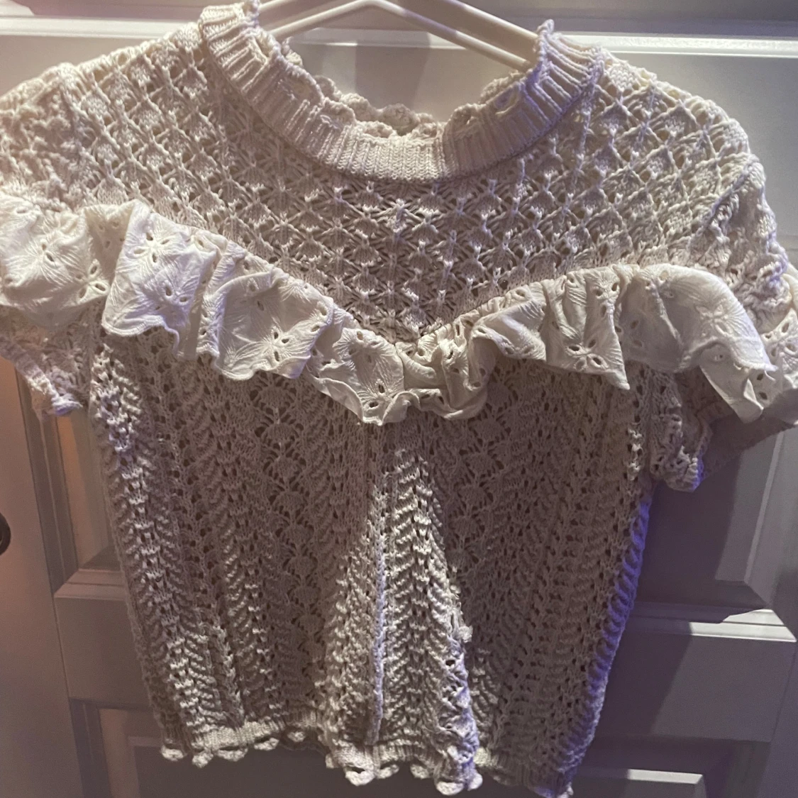 Stickad tröja