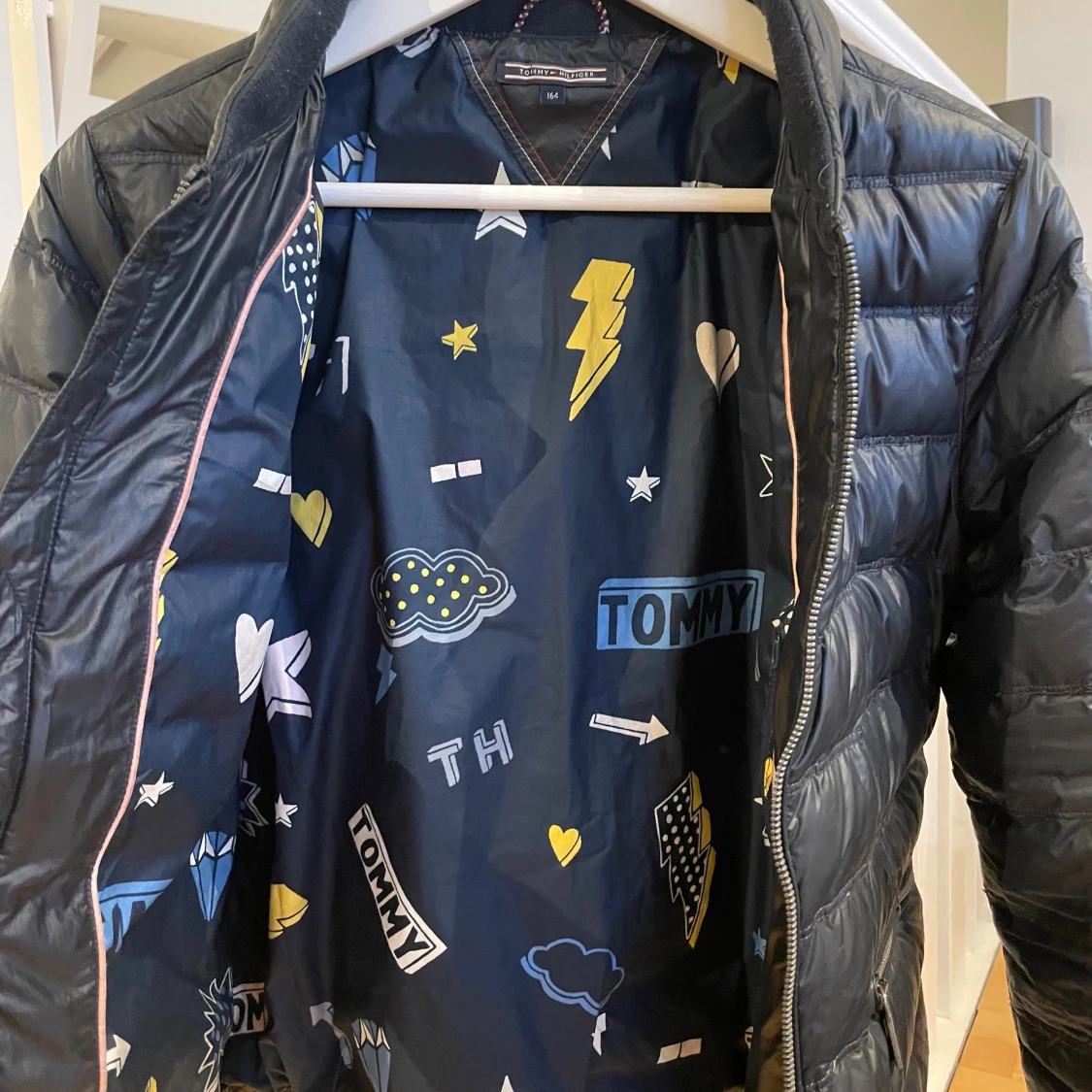 Tommy Hillfiger jacka. - 92