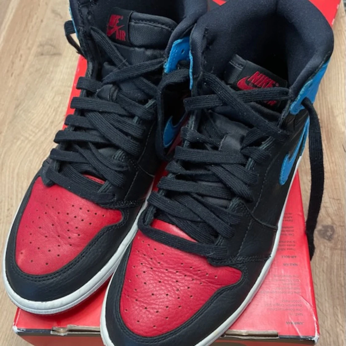 Nike Air Jordan 1 High OG UNC to Chicago - 90