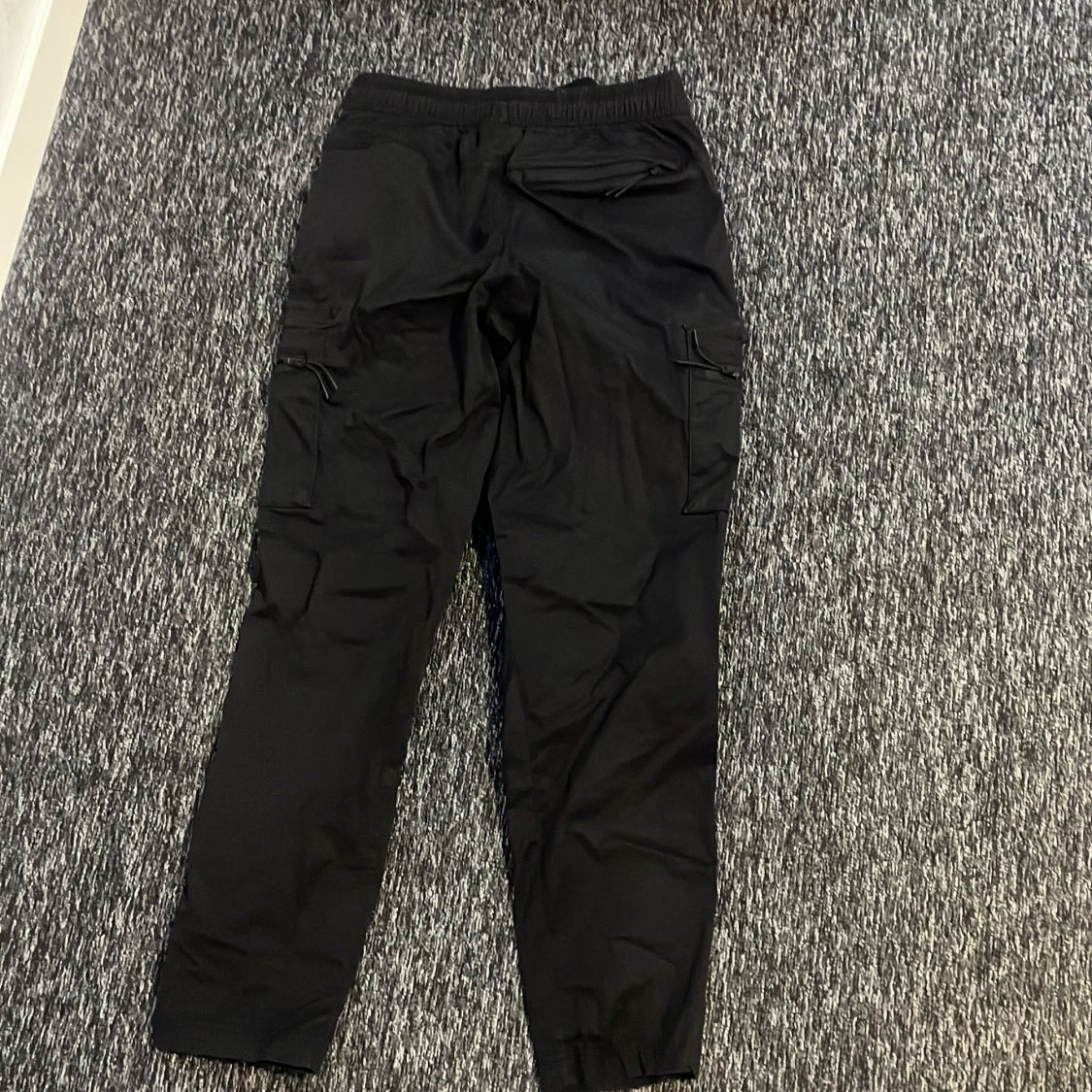 Svarta cargobyxor från Hoodrich - 91