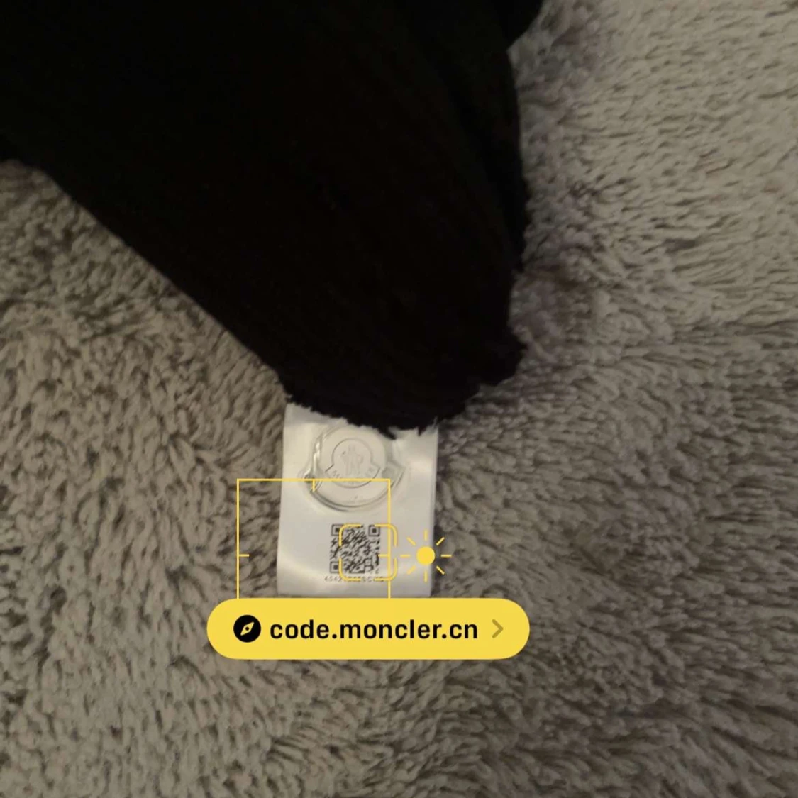 Svart ribbad mössa från Moncler - 91