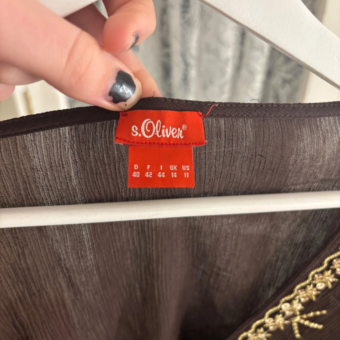 Brun blus från s.Oliver - 92
