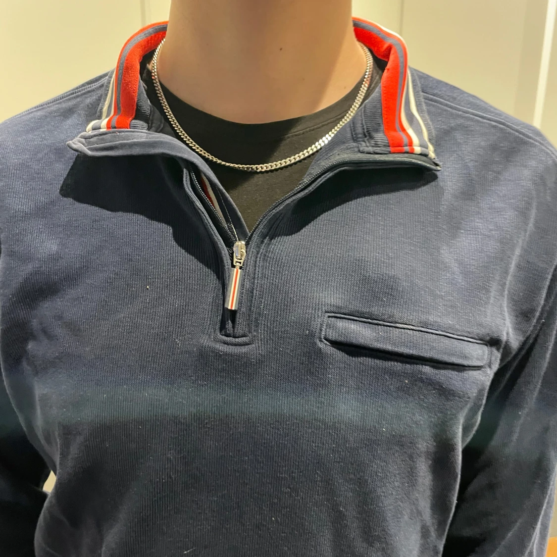 Mörkblå tröja med dragkedja - 90