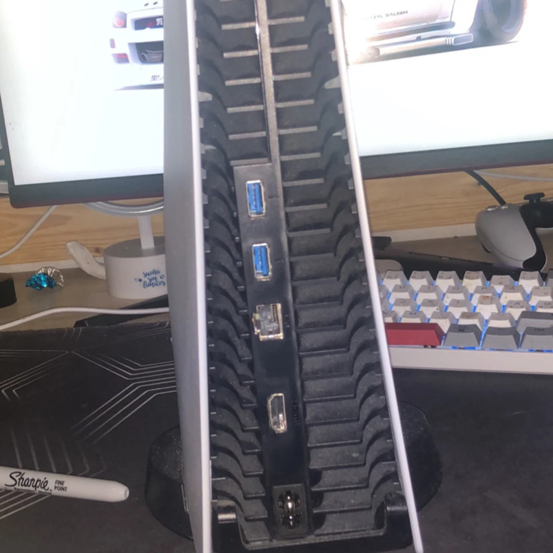 PlayStation 5 med två kontroller - 90