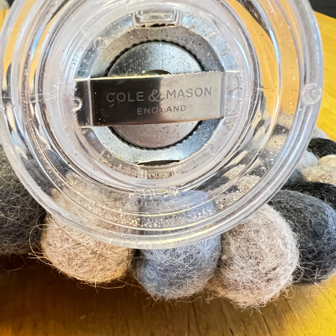 Salt och pepparkvarn från Cole and Mason - 90
