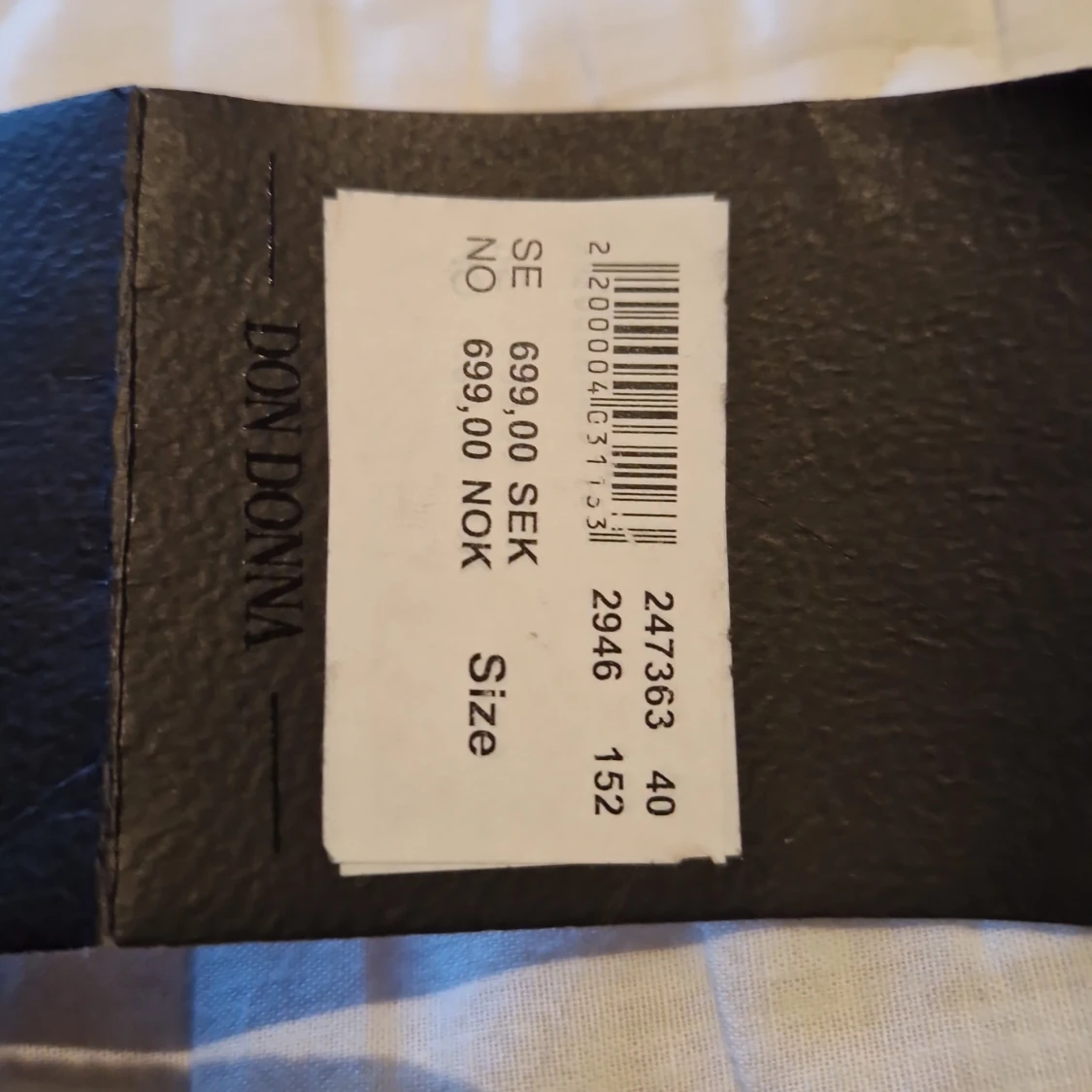 Svart axelväska från Don Donna - 91