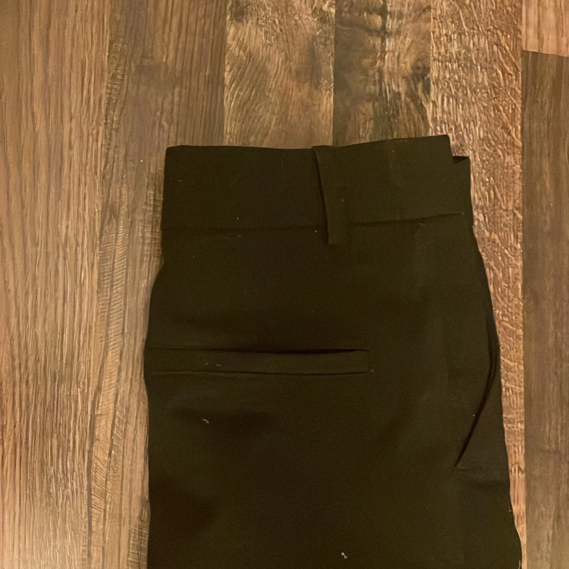 Svarta byxor med dragkedja - 90