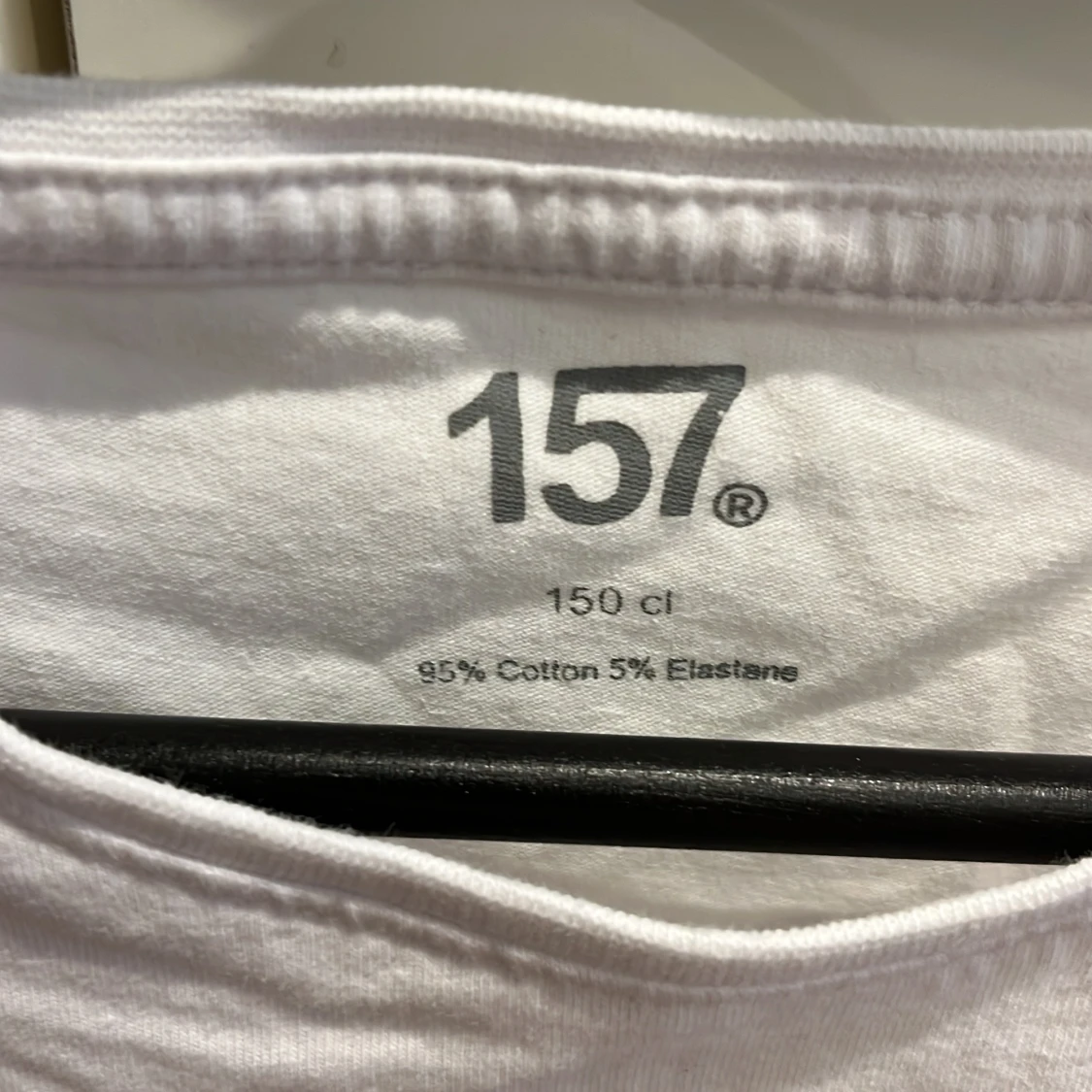 Vit t-shirt från 157 - 91