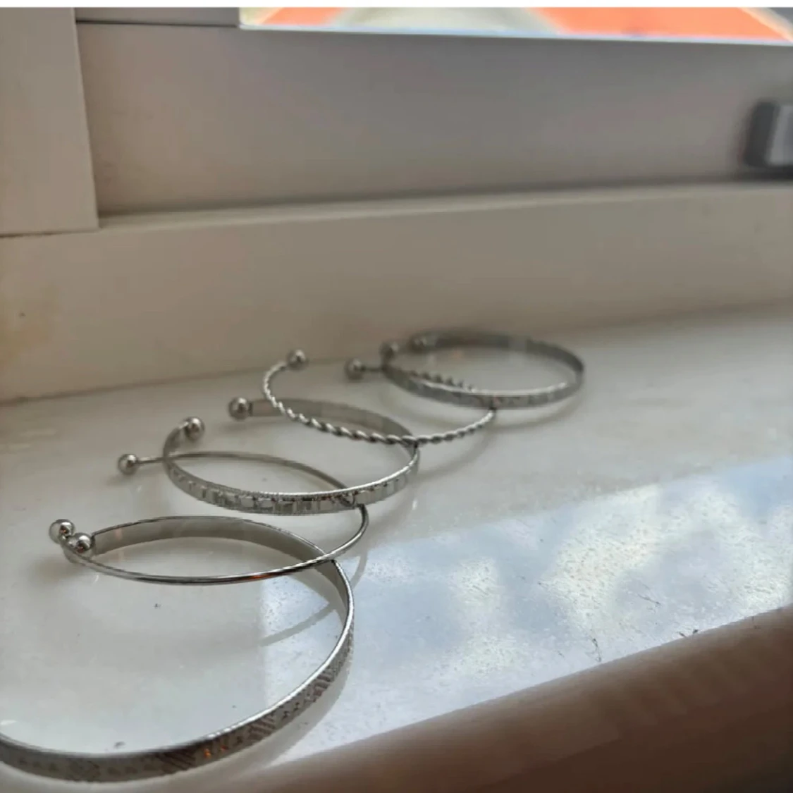 Set med silverarmband - 90