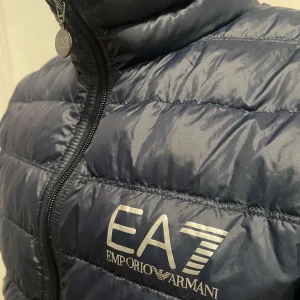 Emporio Armani jacka  - Skick 9/10, Hör av dig vid frågor!