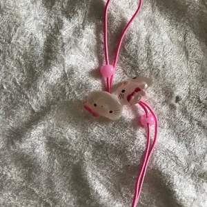Hello Kitty Hårsnoddar  - Finns fler kvar, , 25kr/par  Samma frakt om du köpa fler 