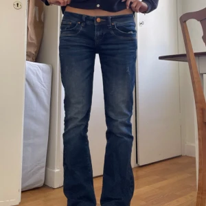 Ltb jeans - Ltb jeans i helt nyskick! De är i storleken w27, L30💕  passar om man är runt 160