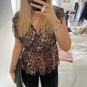 Leopard blus  - Jätte fin Leopard blus från about you. Storlek S.💗💗