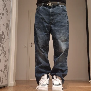 Washed baggy jeans  - Sköna och snygga baggy washed vintage jeans.