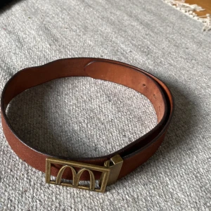 Macdonalds bälte - Ett riktigt snyggt och sällsynt bälte nyskick