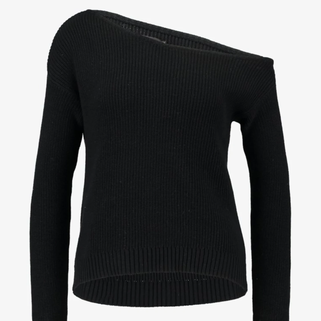 Stickad off shoulder tröja