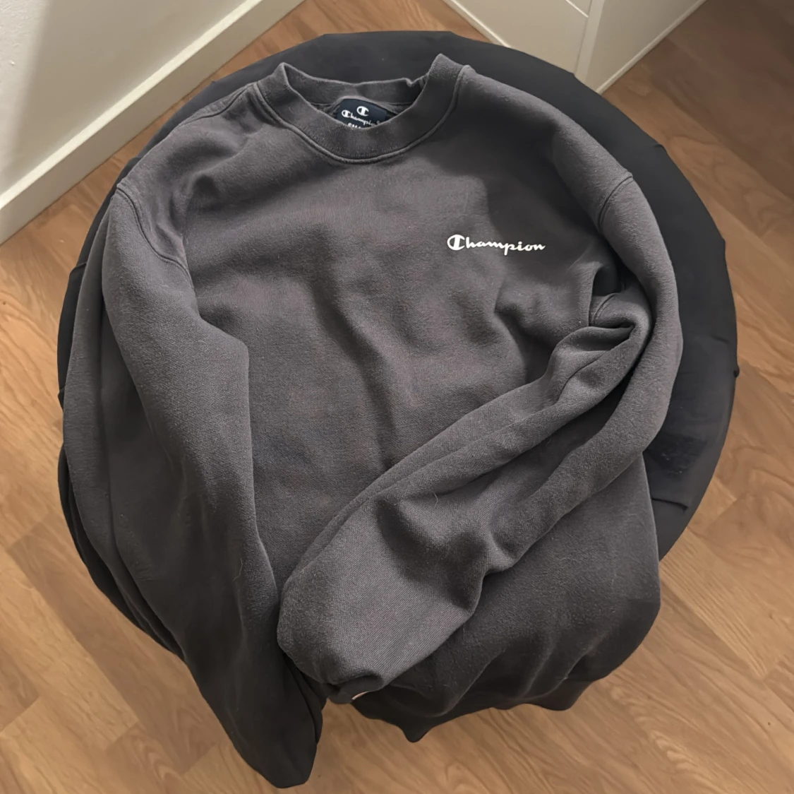 Grå sweatshirt från Champion