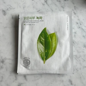 Koreanska ansiktsmasker  - Del 2 (se förra inlägget för fler sorter). Sydkoreanska ansiktsmasker!! 1 st för 10 kr, 2 st för 15 kr, 3 st för 25 kr 🫶🏼 BEGRÄNSAT ANTAL