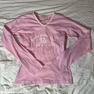 Långärmad t-shirt med tryck - Fint skick! Barnstorlek men passar xs/s💞