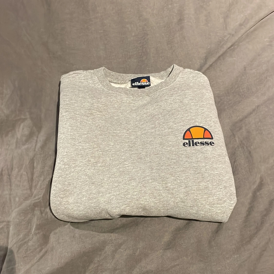 Grå sweatshirt från Ellesse - 4