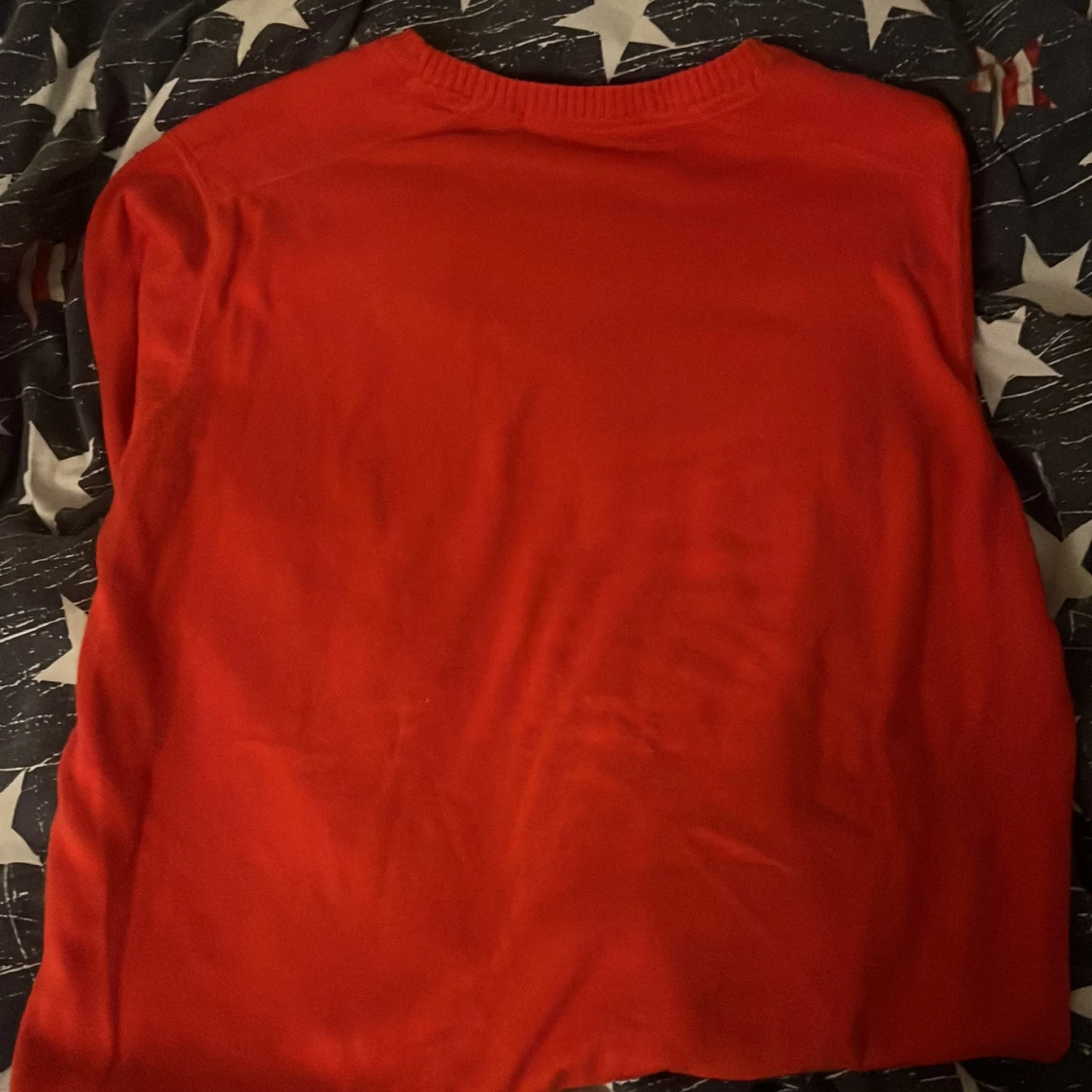 Röd tröja från Pelle P - 1