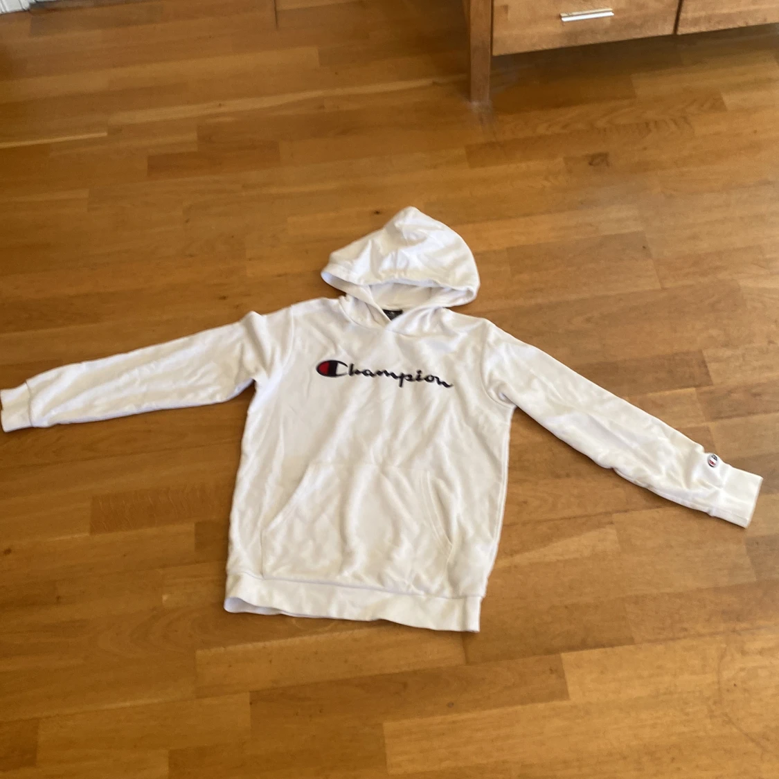 Vit hoodie från Champion