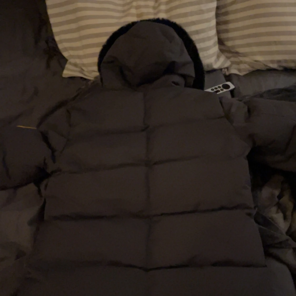 Mörk grå parkajacka från Zavetti Canada - 4