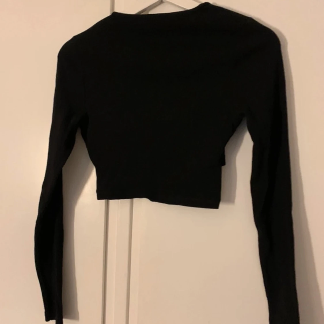 Svart ribbad topp - 1
