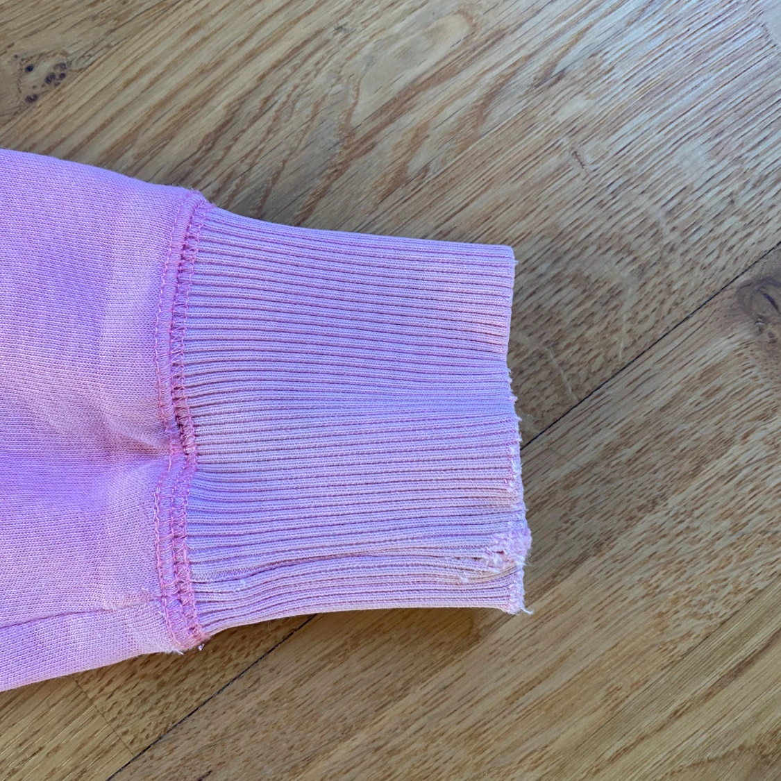 Rosa hoodie från Race Marine - 1