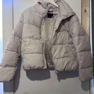 Puff jacka - Fin jacka