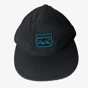 Billabong keps - En keps från märket Billabong som inte kommer till användning! Skriv vid funderingar!