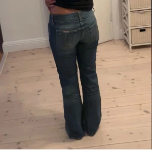 Vintage jeans - Snygga lågmidjade jeans! ❤️ Tar emot byten