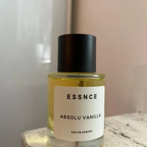 Absolu Vanilla essnce parfym - Endast testad  Parfym från Essnce med doft av Absolu Vanilla