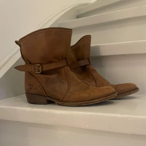Vintage frye boots - Så snygga och unika! Pris diskuterbart 