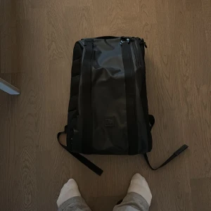 Douchebag - 7/10 skick, lite sliten men en bra everyday väska