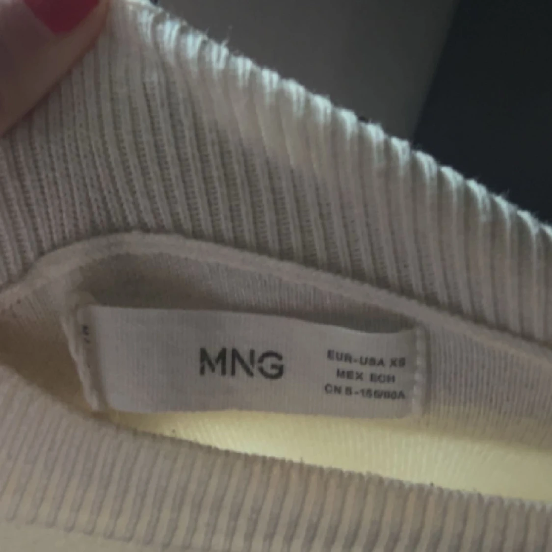 Vit tröja mango - 90