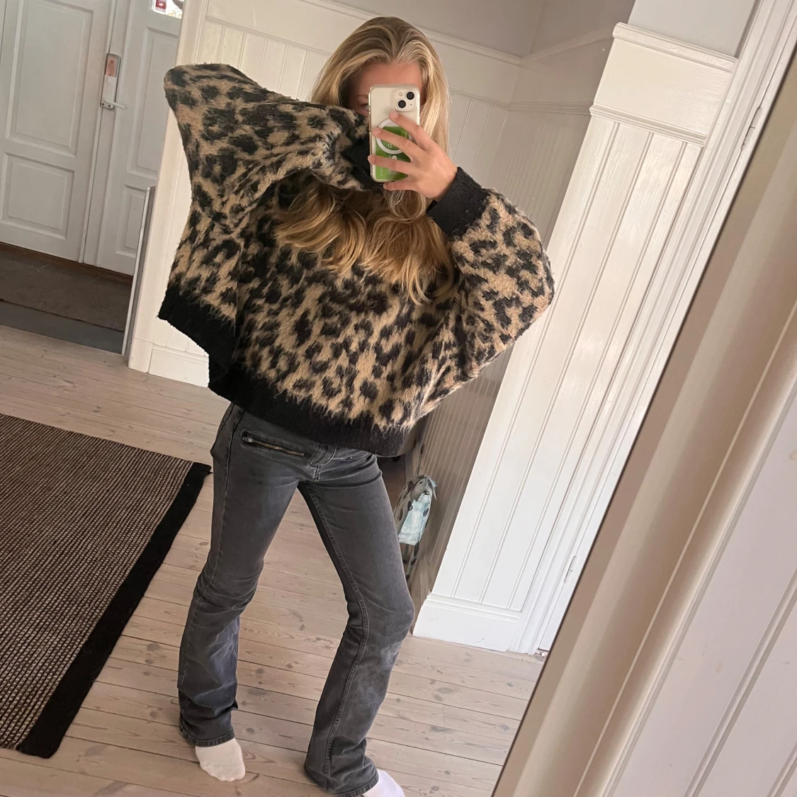 as snygg leopard mönstrad tröja!! - 90