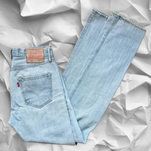 Levi’s 501 jeans  - Levi’s 501 jeans i 9/10 skick precis som nya. Mer information, bilder och prisdiskussion i dm. 