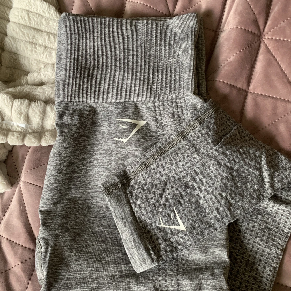 Gymshark tights - 90