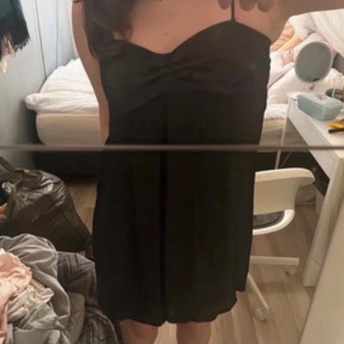 Kort svart klänning  - 90