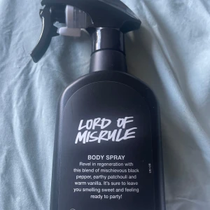 Lush body spray  - Inget för mig!  Har använd en gång för att testa!!  Helt ny 