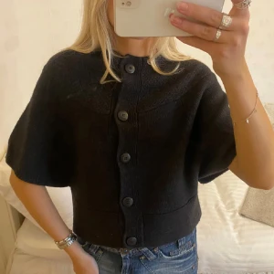 Stickad tröja - Stickad tröja