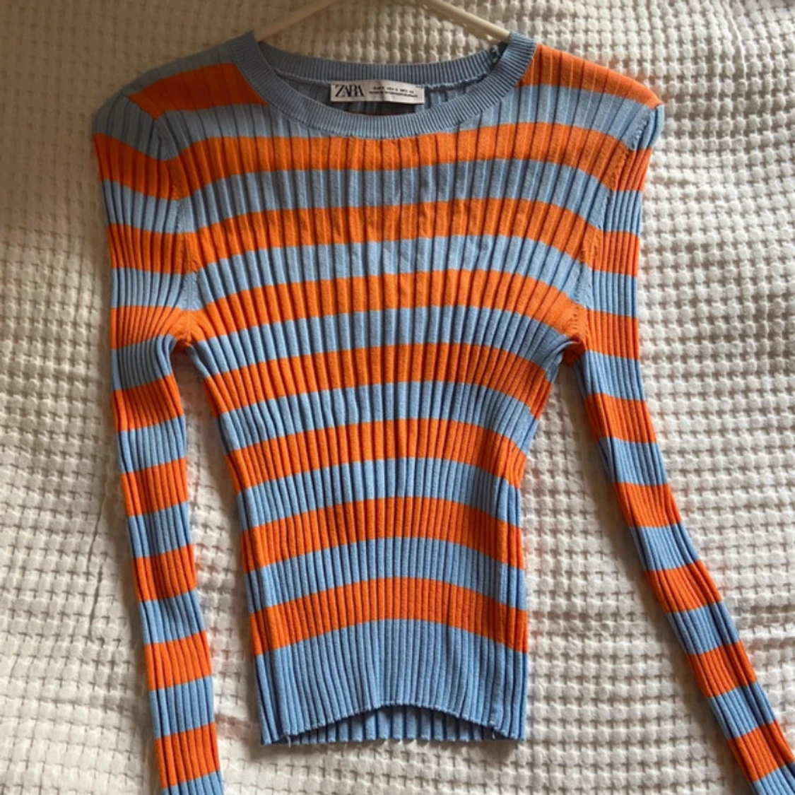 Slutsåld tröja från zara