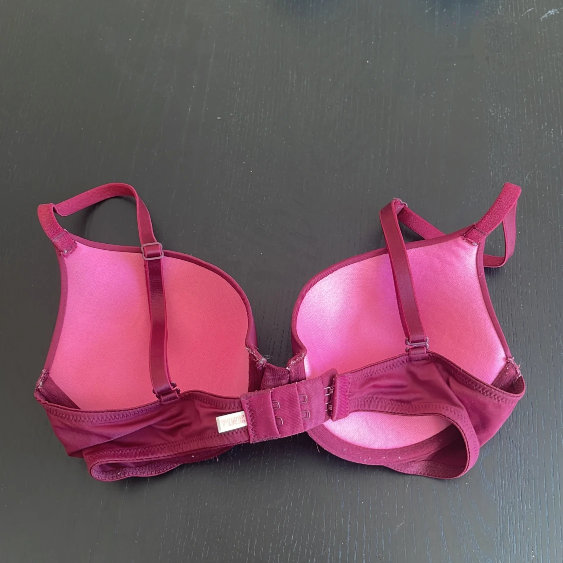 Victoria’s Secret bh i burgundyfärg! - 1