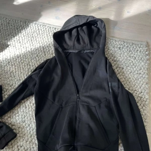 Sail racing storlek small - Bra skick men har blivit lite solblekt 