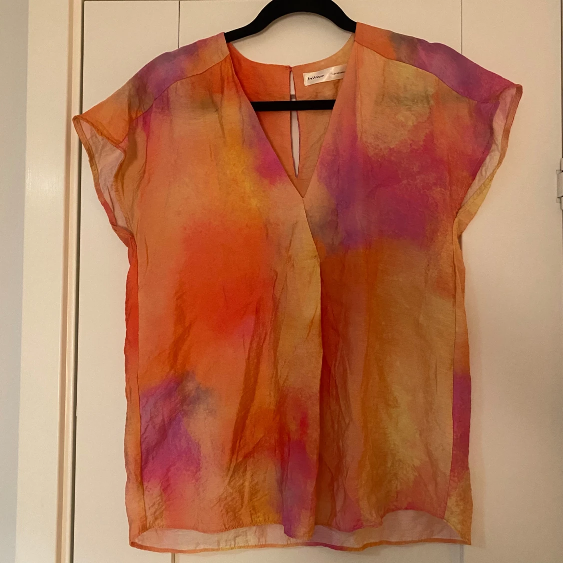 Ny orange, gul och rosa topp i strl 34 från Inwear, modell Tendra