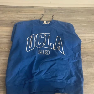 Oversize tröja - Storlek M använt men fof bra skick