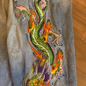 Ed Hardy jeans  - Säljer mina Ed Hardy jeans då de inte kommer till användning!  Skriv om du har frågor eller så😊