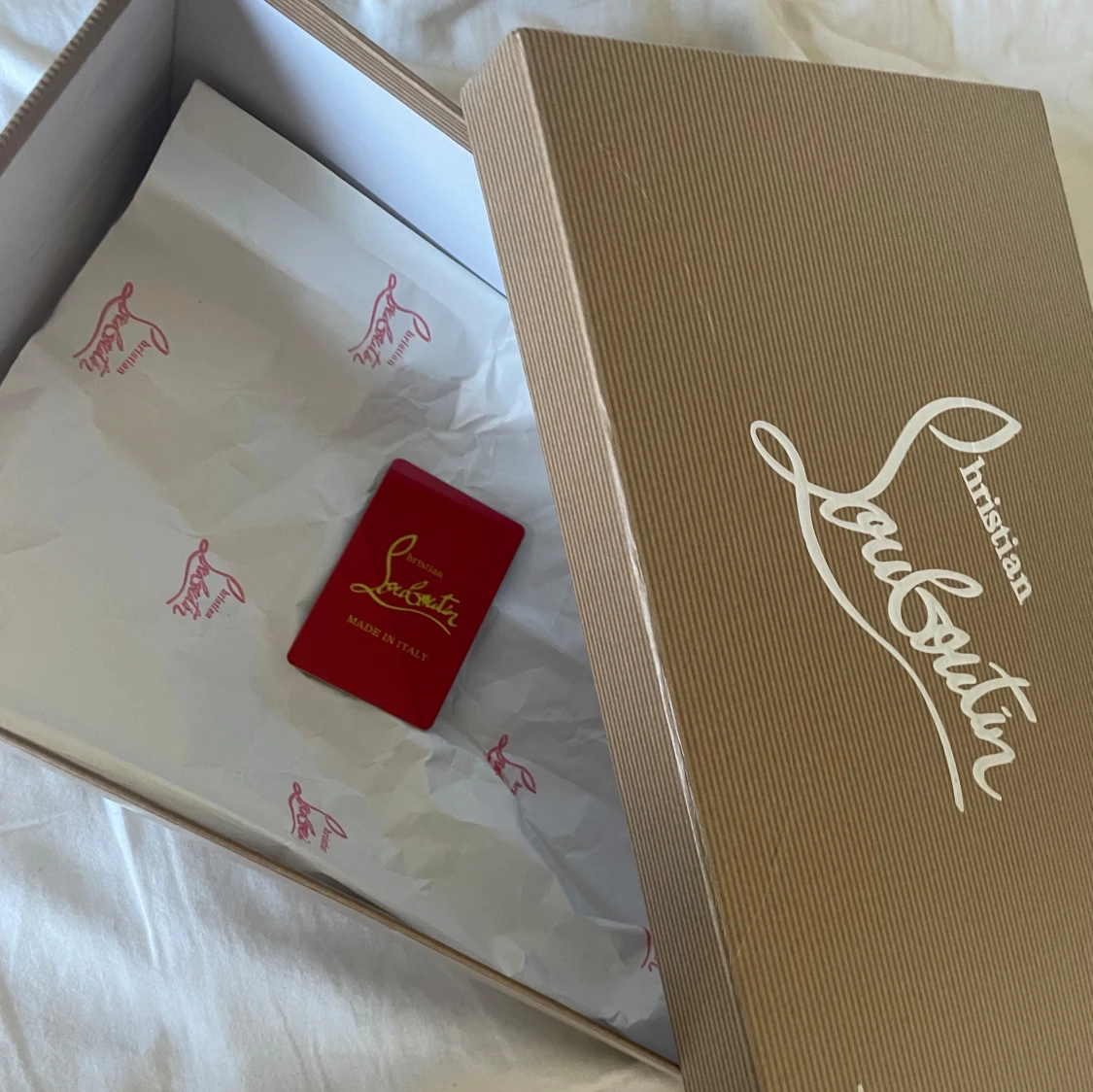 Christian Louboutin - 90